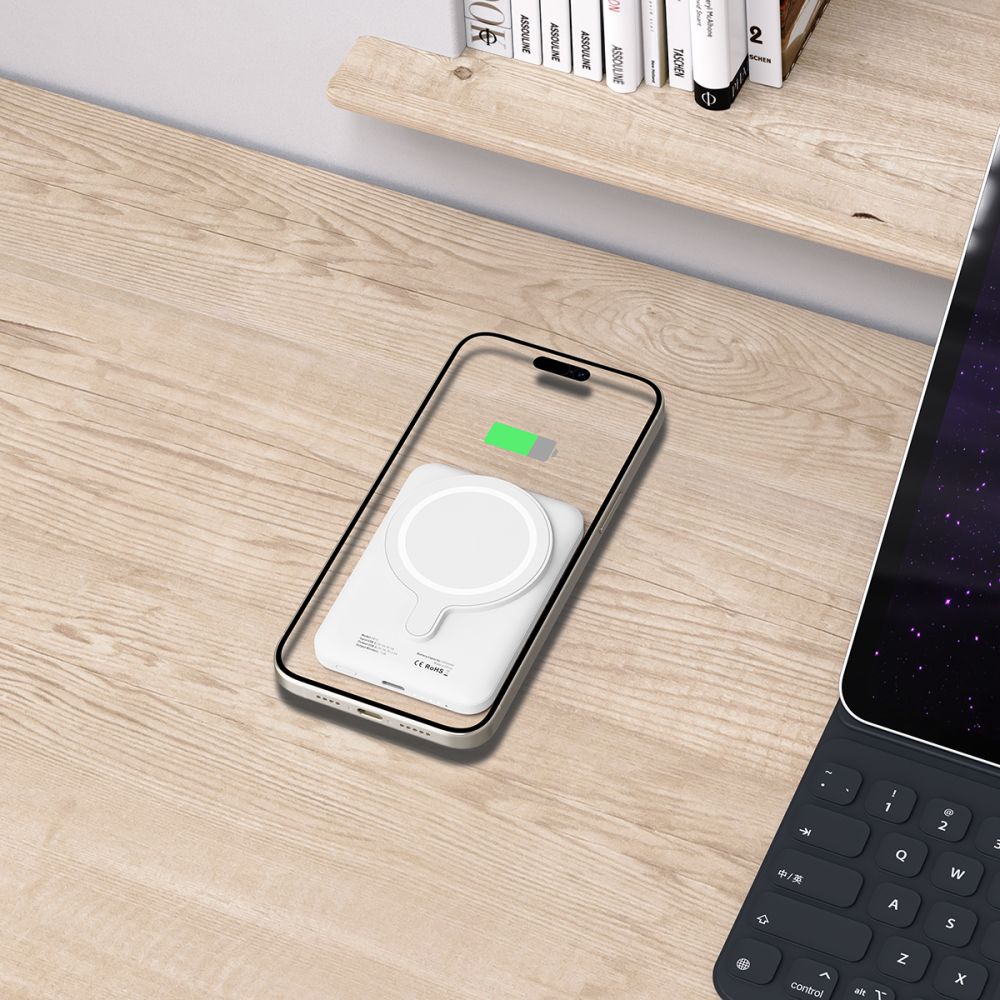 Tech-Protect PB10 LifeMag vezeték nélküli külső akkumulátor, 5000mAh, 15W, PD + FQI, 1 x QI - 1 x USB-C, fehér